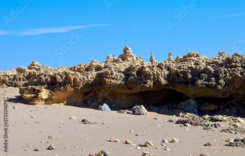 Paradise beach at the ocean around Alfufeira in Portugal