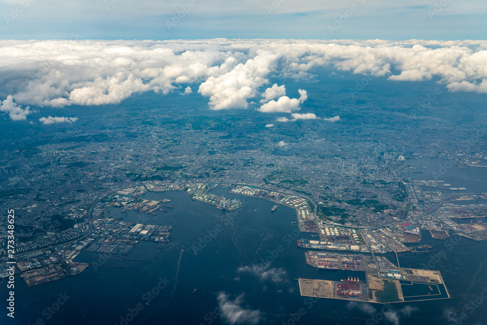 Obraz premium 東京湾航空写真 横浜付近(東京・神奈川)