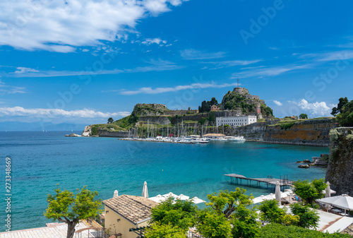 Fototapeta Naklejka Na Ścianę i Meble -  Harbor and yachts by Old Fortress in the town of Corfu