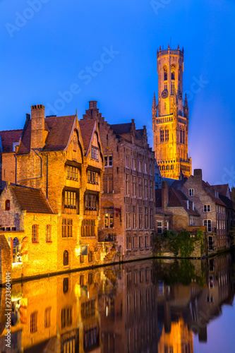 bruges at night