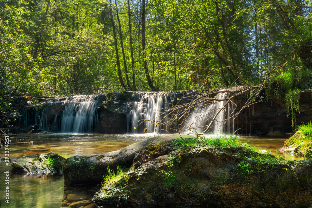 Fototapeta premium Wasserfall im Falltobel Niedersonthofen