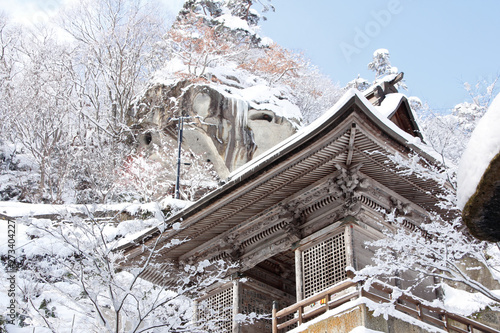 冬の山寺