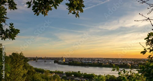 Timelapse coucher soleil bordeaux large