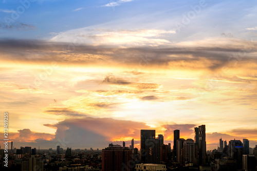 Wallpaper Mural sunset sky cityscape of Bangkok city skyline with background, Bangkok city is modern metropolis of Thailand and favorite of tourists Torontodigital.ca