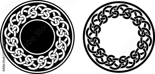 Round Celtic Knots Frame