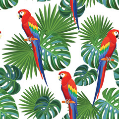 Handdoek met foto Papegaai patronen Exotische papegaaien tussen palmbladeren  © Tayisiya