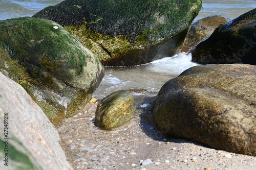 long island north shore rocks on the beach