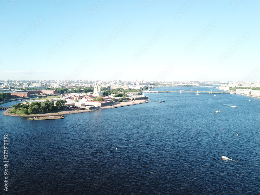 Saint Petersburg rivers and buildibgs