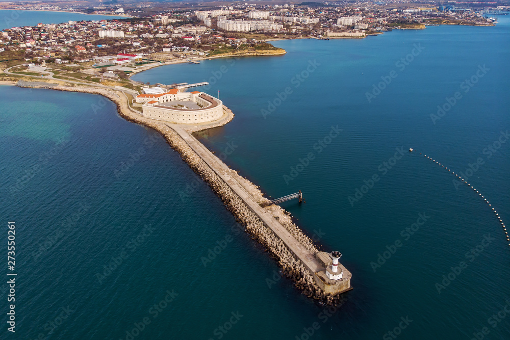 Φωτογραφία Aerial view of Konstantinovskaya battery in Sevastopol Bay in Crimea