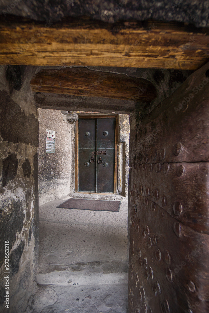 cave town vardsia ancient buildings cave town vardsia ancient buildings