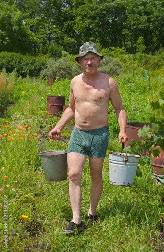 Man carrying water 4