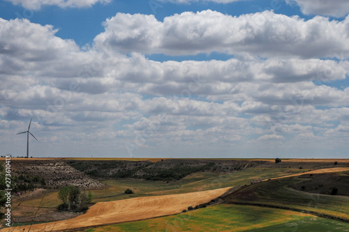 Visión de los campos de Castilla, tierra de campos, desde Peñaflor de Honija (Valladolid) photo