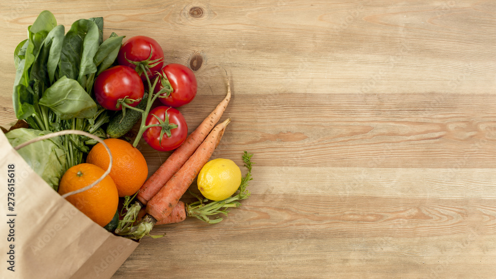 Vegetables and fruits on the counterto Vegetables and fruits on the counterto