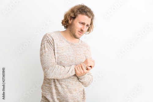Young man suffering from pa...