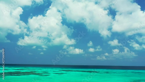 Wallpaper Mural clip of the horizon and infinite blue sky over turquoise waters in Thailand Torontodigital.ca