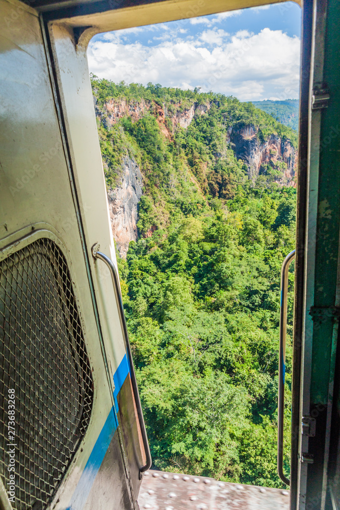 Fototapeta premium View from a door of a train crossing Gokteik (Gok Teik) viaduct on the railway line Mandalay - Hsipaw, Myanmar