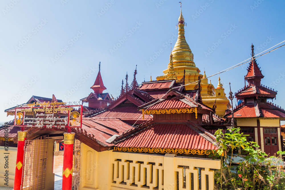 Fototapeta premium Buddhist temple in Sagaing near Mandalay, Myanmar