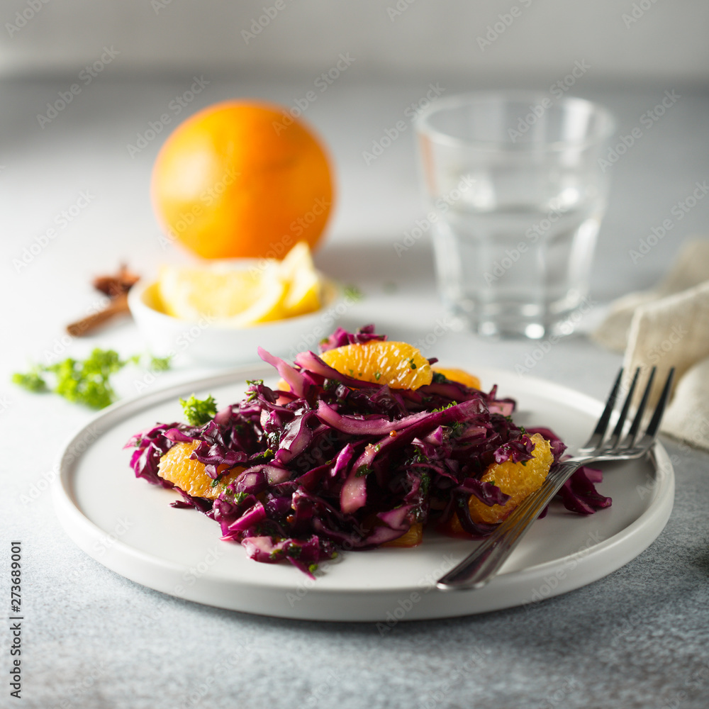 Red cabbage salad with fresh orange