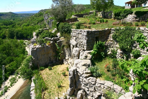 Obraz na płótnie les jardins suspendus du Recatadou à Labeaume en Ardèche