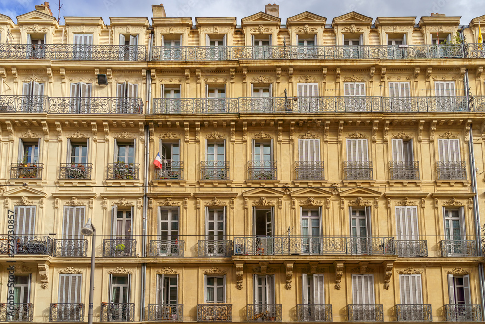 Naklejka premium Traditional French Haussmann architecture and residential building in Marseille, France.
