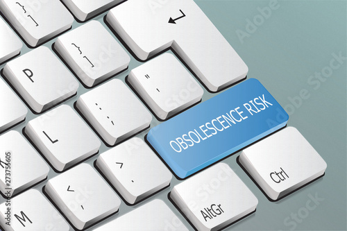 Fotografie obsolescence risk written on the keyboard button