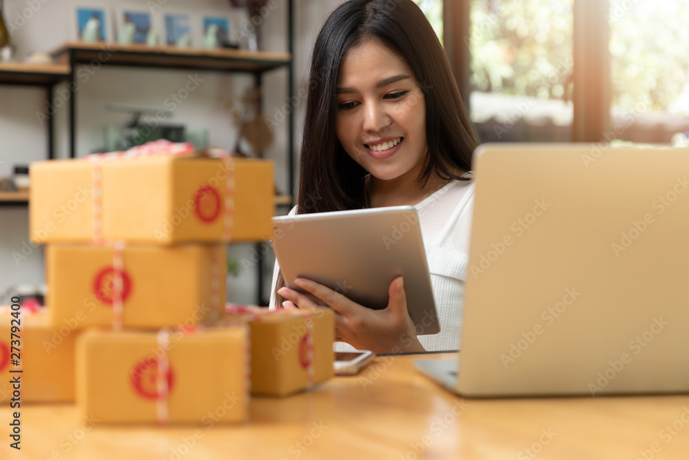 Customer receiving many parcel from delivery after online shopping Customer receiving many parcel from delivery after online shopping