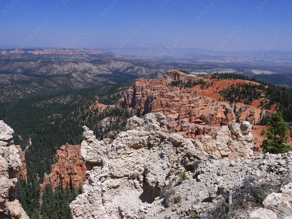 Breathtaking view from the Rainbow Point at Bryce Canyon National Park in Utah.