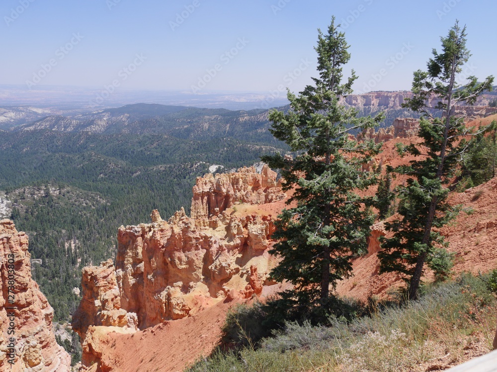 Scenic view of rock formations seen from the lookout at Ponderosa Point, Bryce Canyon National Park