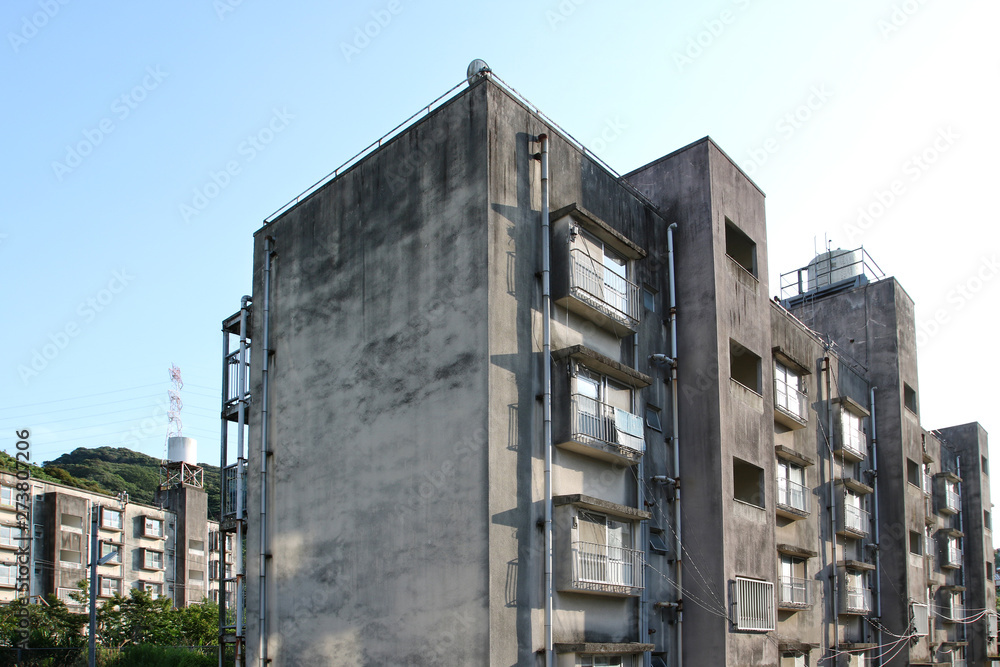 昭和レトロな築50年以上のアパートや集合住宅 昭和レトロな築50年以上のアパートや集合住宅