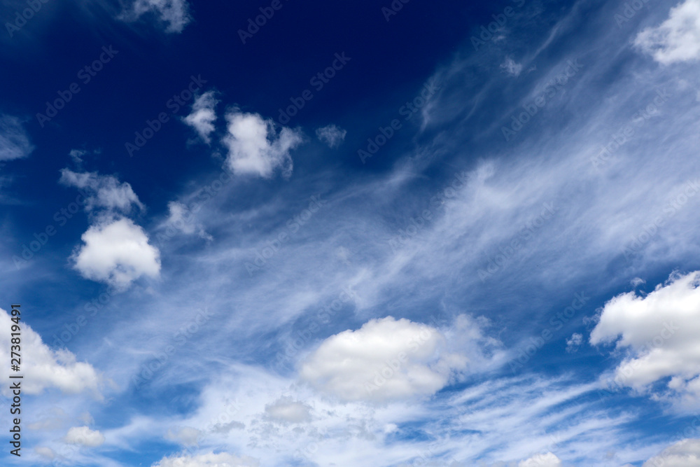 Obraz premium beautiful blue sky with white clouds