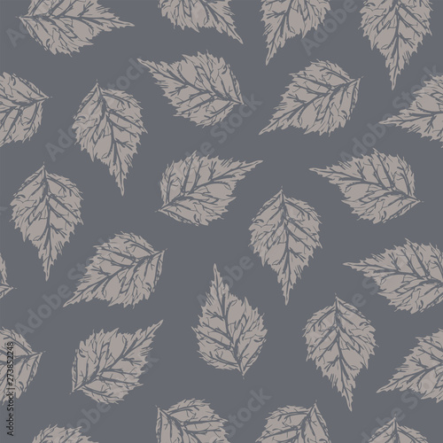 Seamless vector pattern with leaves. Autumn background.