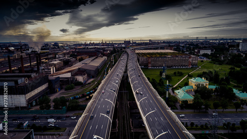 Expressway through the port city