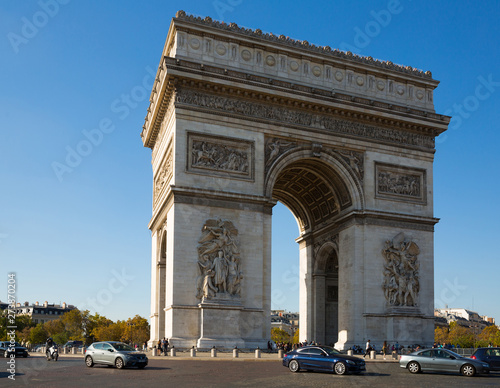 Arc de Triomphe on Place de l Etoile, Paris