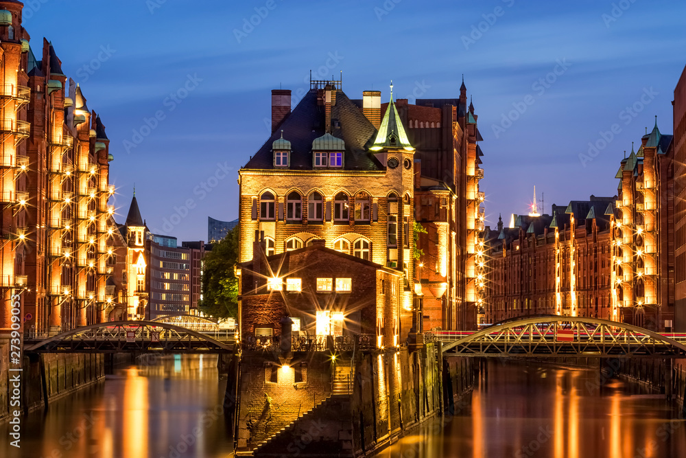 Hamburg city lights