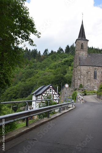 Kirche in Isenburg photo