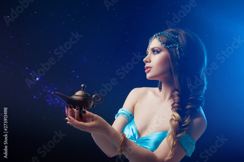 Tablou pe pânză Jasmine the heroine of the Eastern fairy tale, Arab night