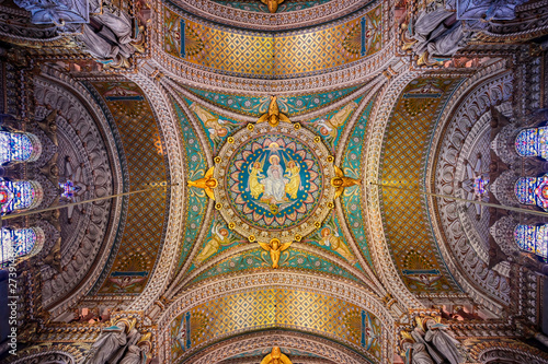 Obraz na płótnie LYON, FRANCE - JUNE 13, 2019 : The Basilica Notre Dame de Fourviere, built between 1872 and 1884, located in Lyon, France. w salonie
