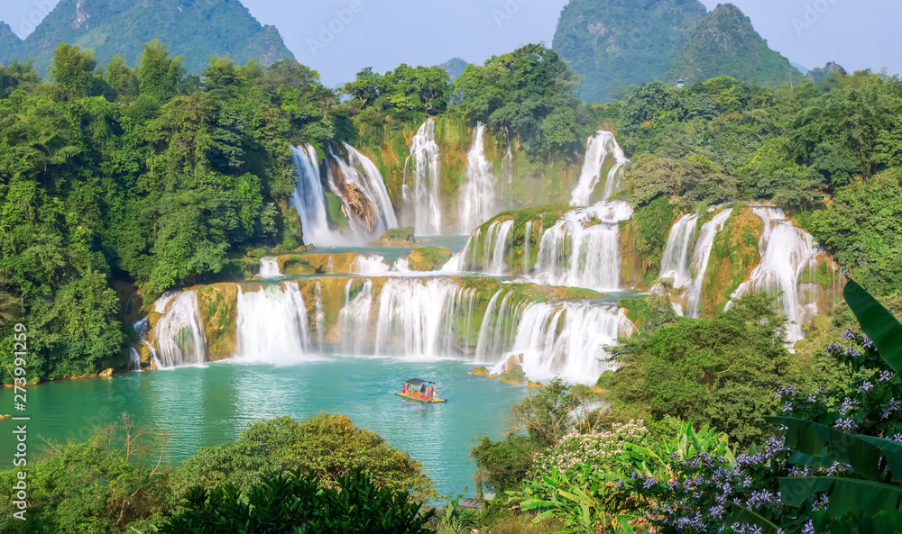 The beautiful and magnificent Detian Falls in Guangxi, China..
