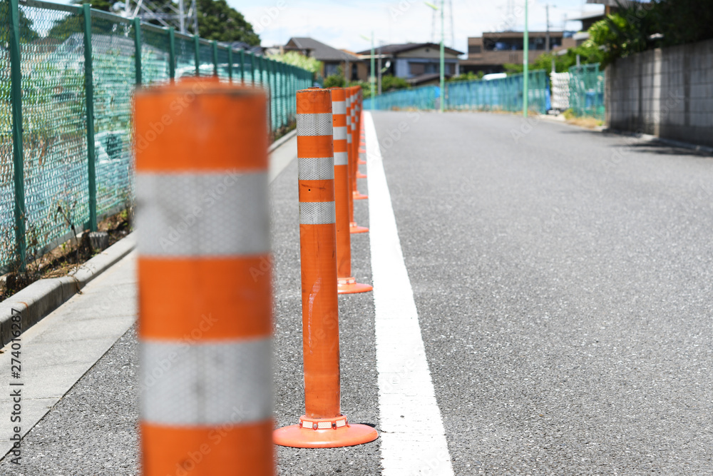 歩道の安全ポール Stock Photo Adobe Stock 歩道の安全ポール Stock Photo Adobe Stock