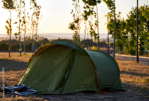 geen tent campsite on the sunset © Ignasi Soler