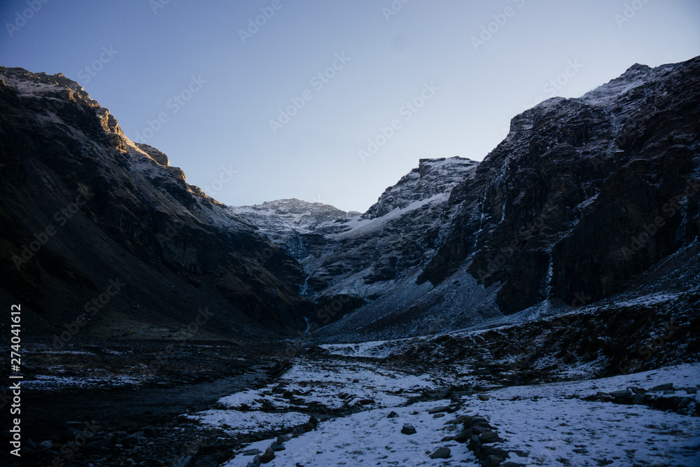 Obraz premium Dusk in the snow mountains of Indian