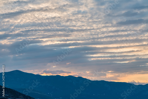The sun rises over the mountains © Dmitrii Brodovoi