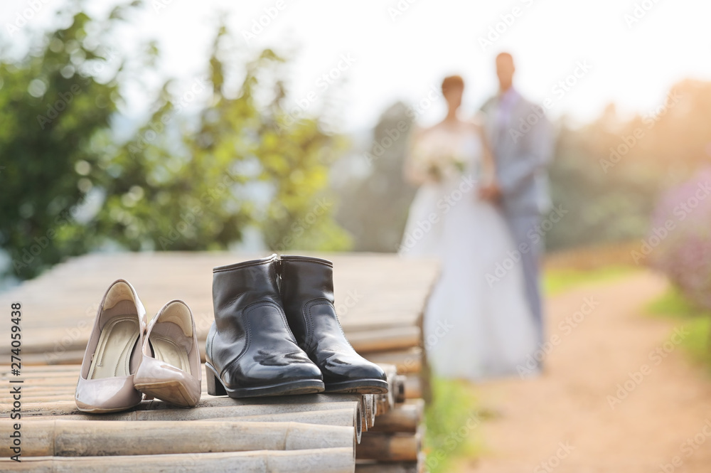 Two Shoes concomitant, Pre wedding shot and blur Couple together. Two Shoes concomitant, Pre wedding shot and blur Couple together.