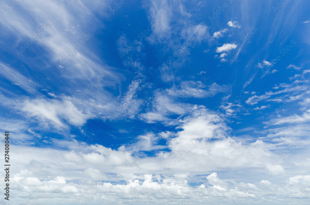 Fototapeta premium tranquil with beautiful cloud and blue sky background.
