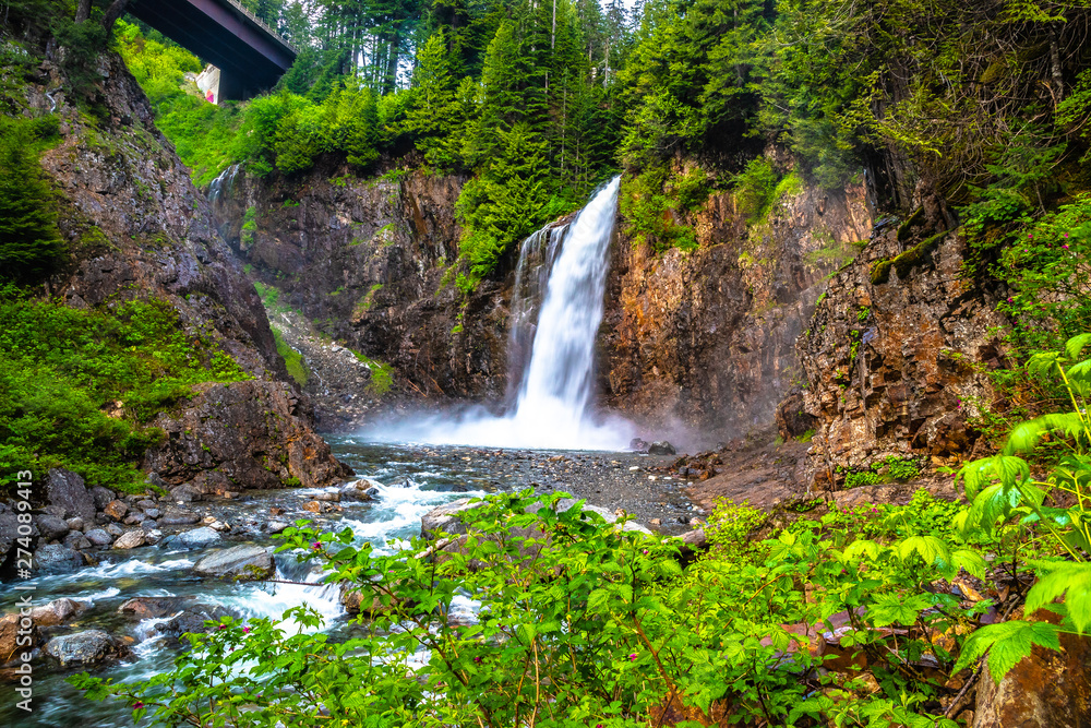 Beautiful Sunset Hike to Franklin Falls in Washington