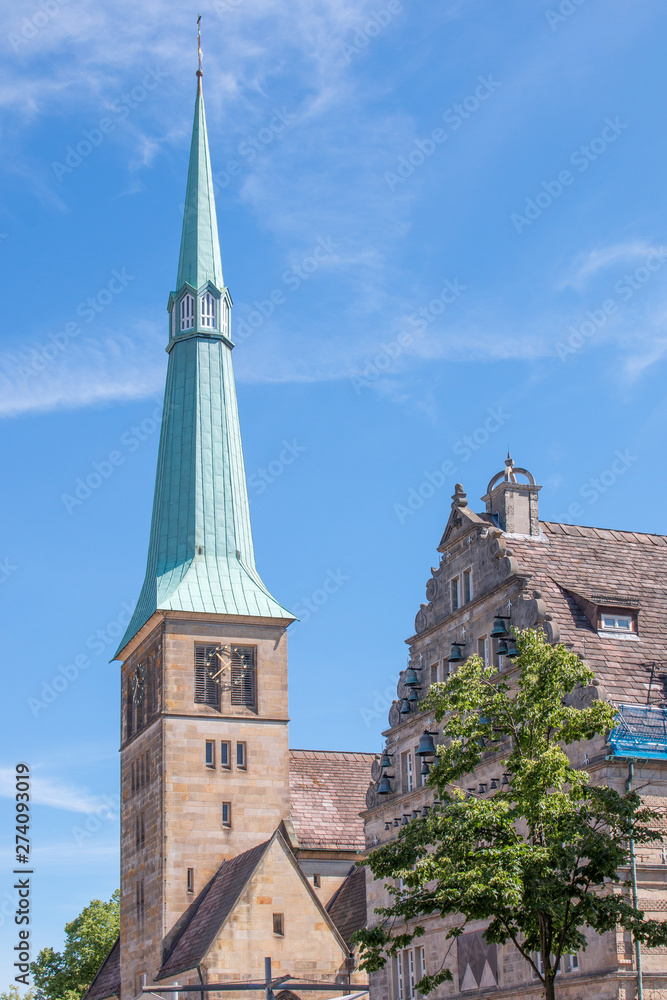 market Church (Marktkirche) St. Nicolai church (St. Nicolai Kirche) and Wedding House (Hochzeitshaus) Hameln Lower Saxony (Niedersachsen)