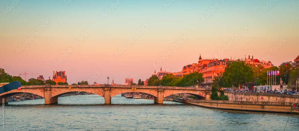 Pont de la Concorde and Seine river at sunset, Paris, France