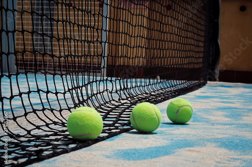 Balls of padel in the court. © DALU11