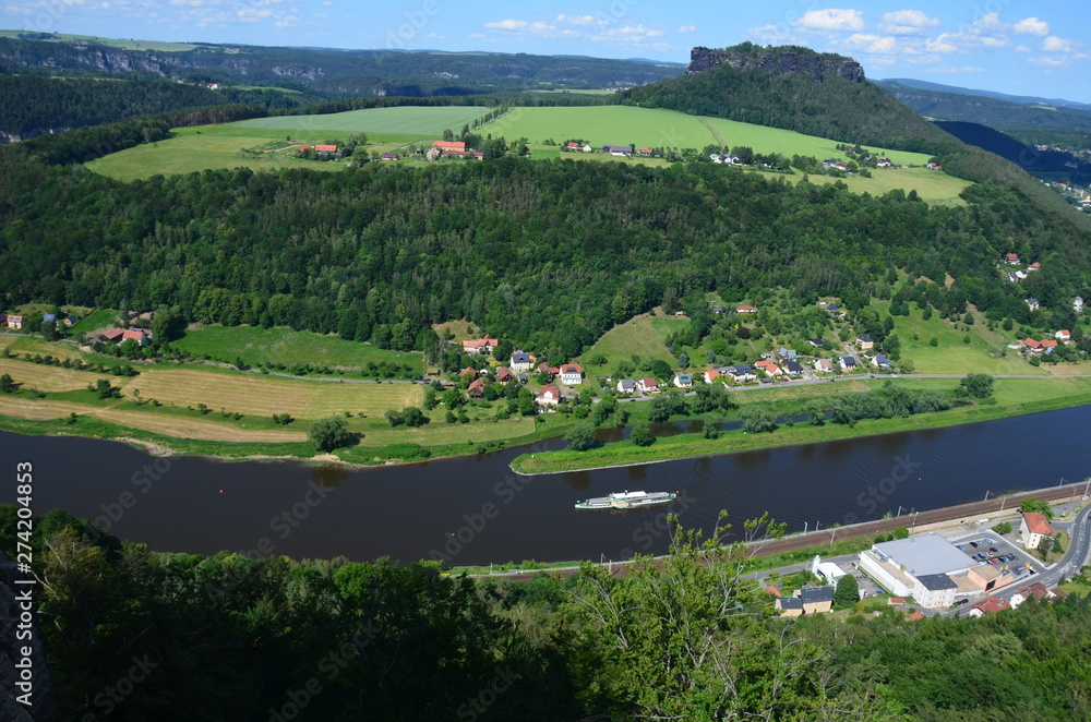 Obraz premium Vistas desde fortaleza Konigstein