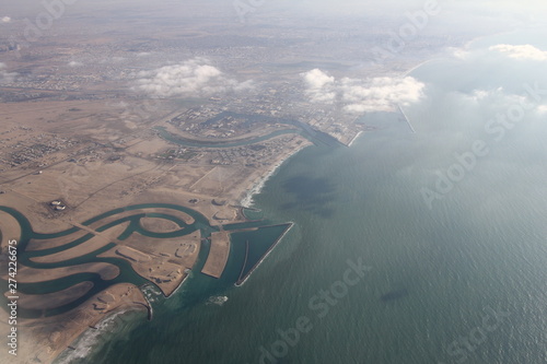 Foto View form the sky - wonderful world - ocean, desert
